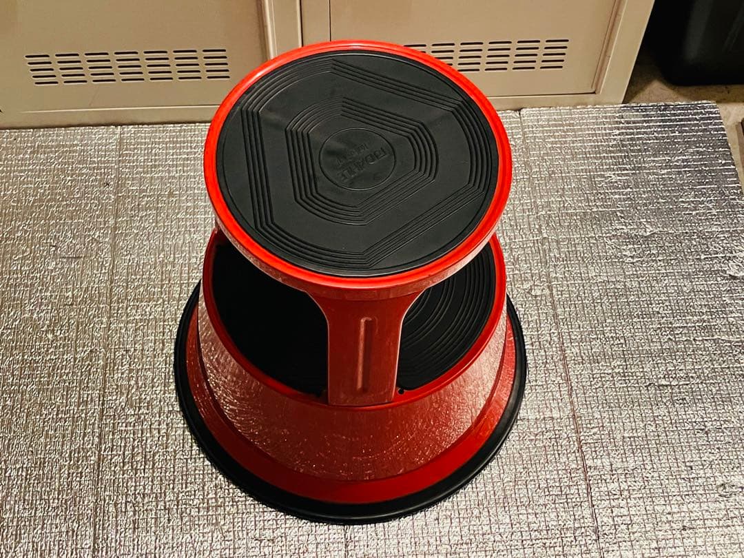 【ドイツ製・希少】DAHLE ロールアステップ 踏み台 スチール製 送料込 赤
