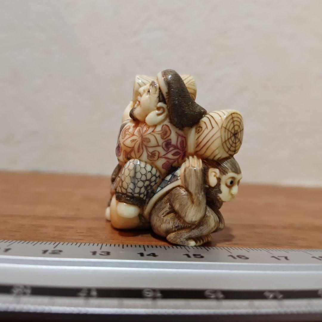時代提物 七福神根付 天然素材 在銘【大黒様と猿】高4.5cm重39ｇ☆縁起物☆