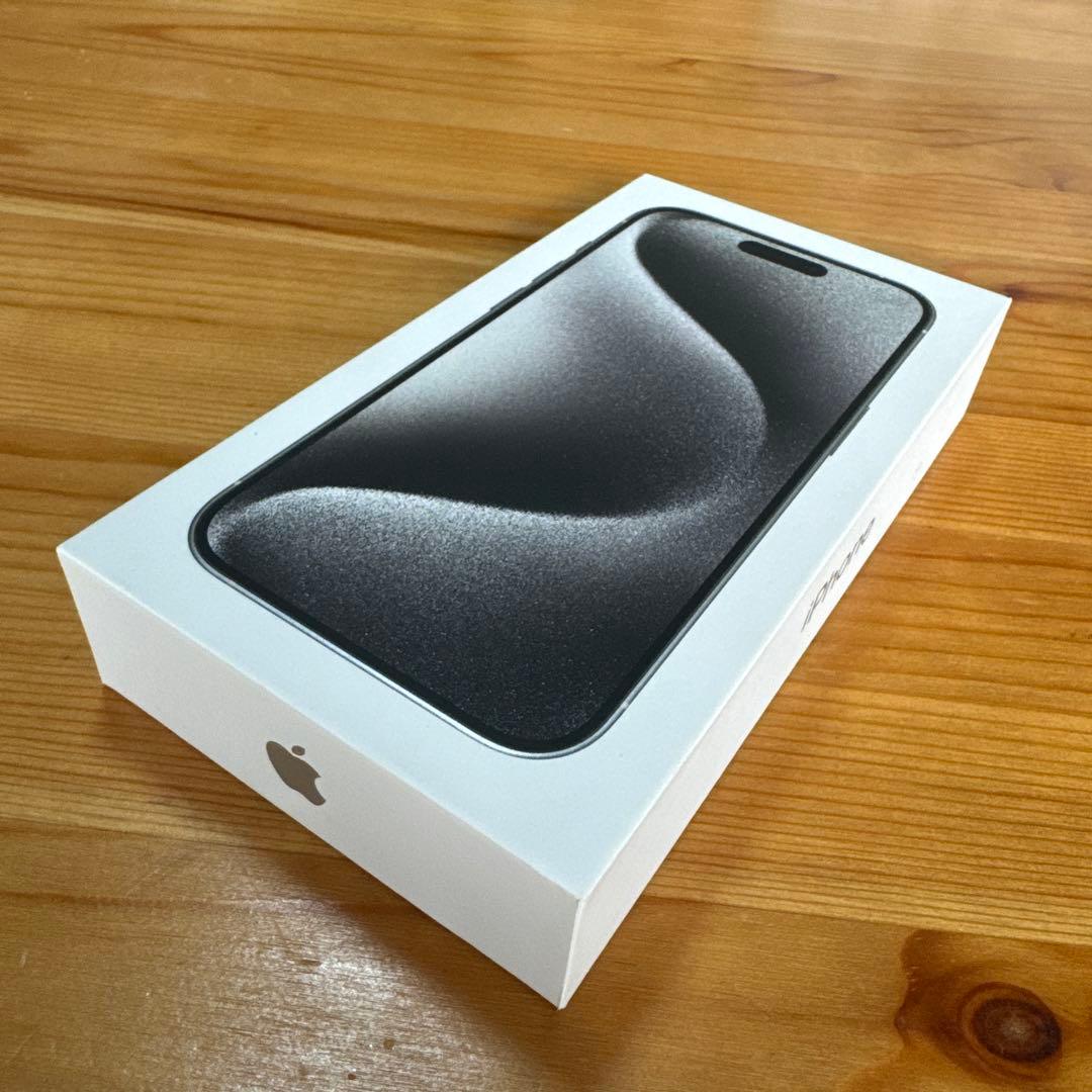 iPhone15Pro 本体　ホワイトチタニウム　※美品です