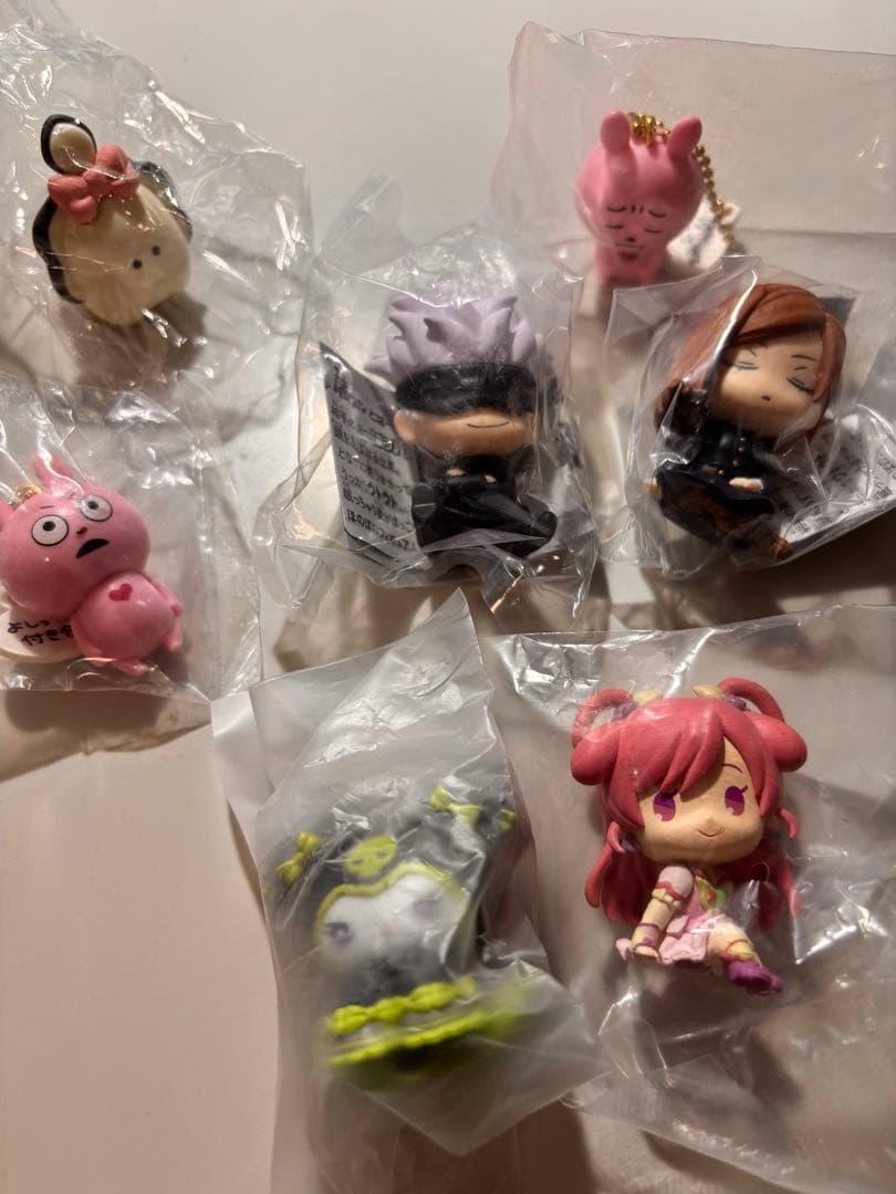 キャラクターグッズまとめ売り　ジャンル多種　フィギュア2体付き