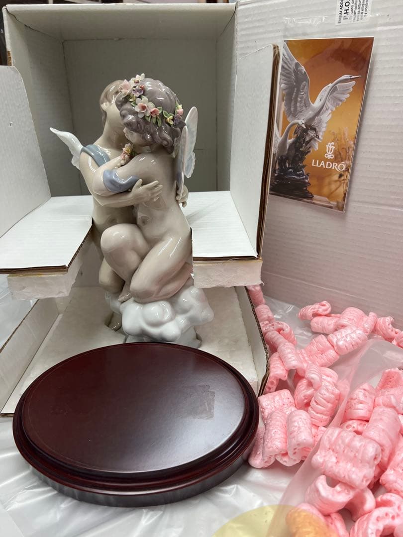 Lladro リヤドロ　\"Heaven and Earth\"#1824 サイン入
