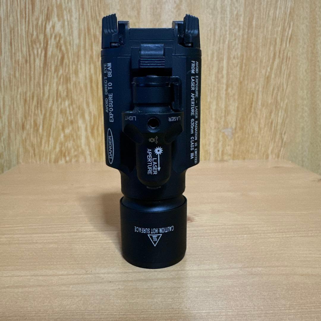 SUREFIRE Ｘ400 レプリカ