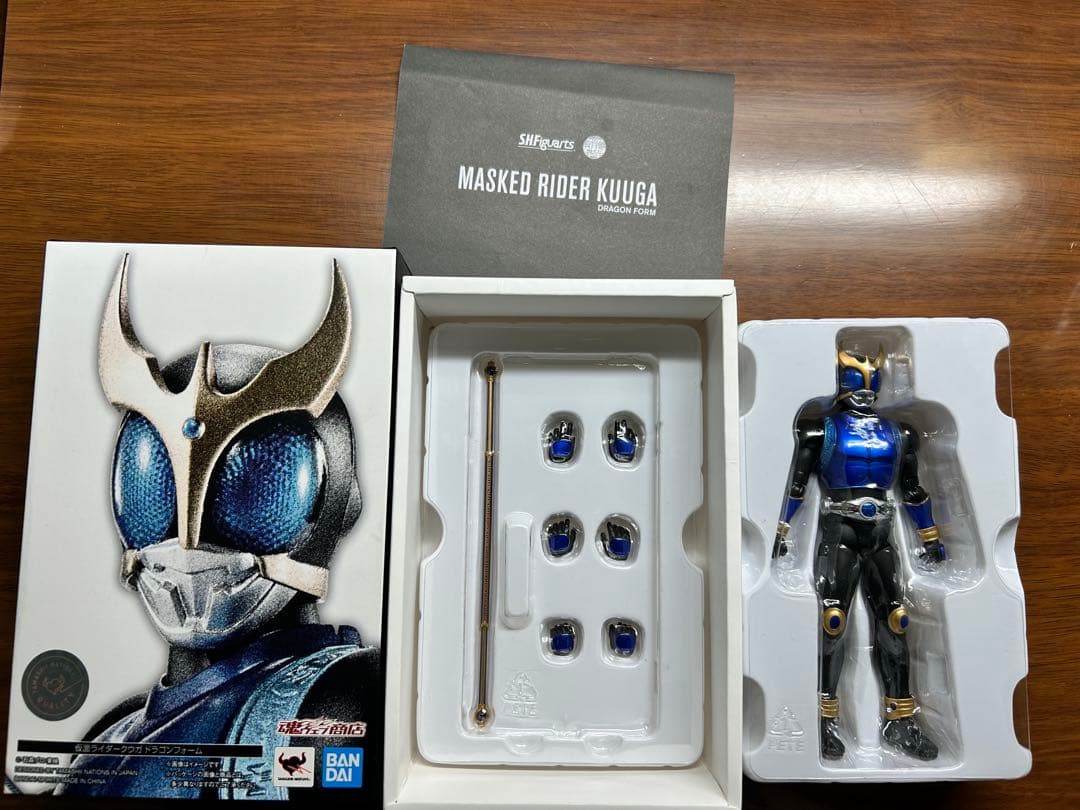 S.H.フィギュアーツ 真骨彫製法 仮面ライダークウガ ドラゴンフォーム