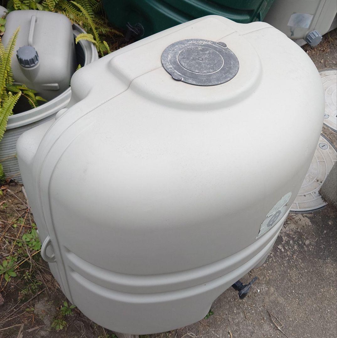 蛇口コック付き雨水タンク110L本体＋集水器・ホースのセット【送料込み】