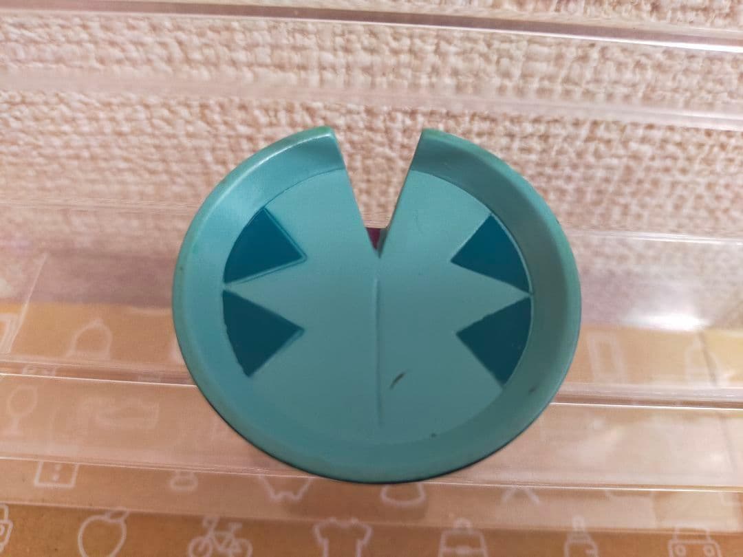 ポケモンキッズ　指人形　ハスボー　色違い