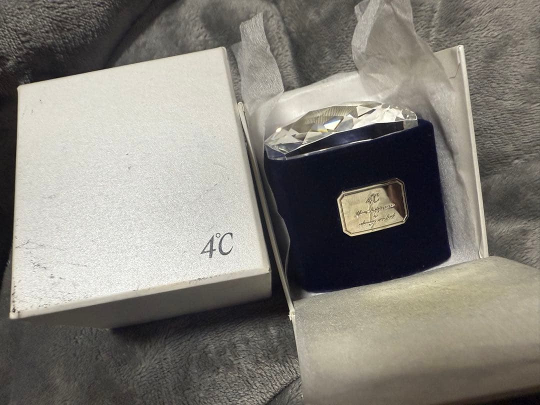 4℃ ジュエリーBOX ダイヤモンド型