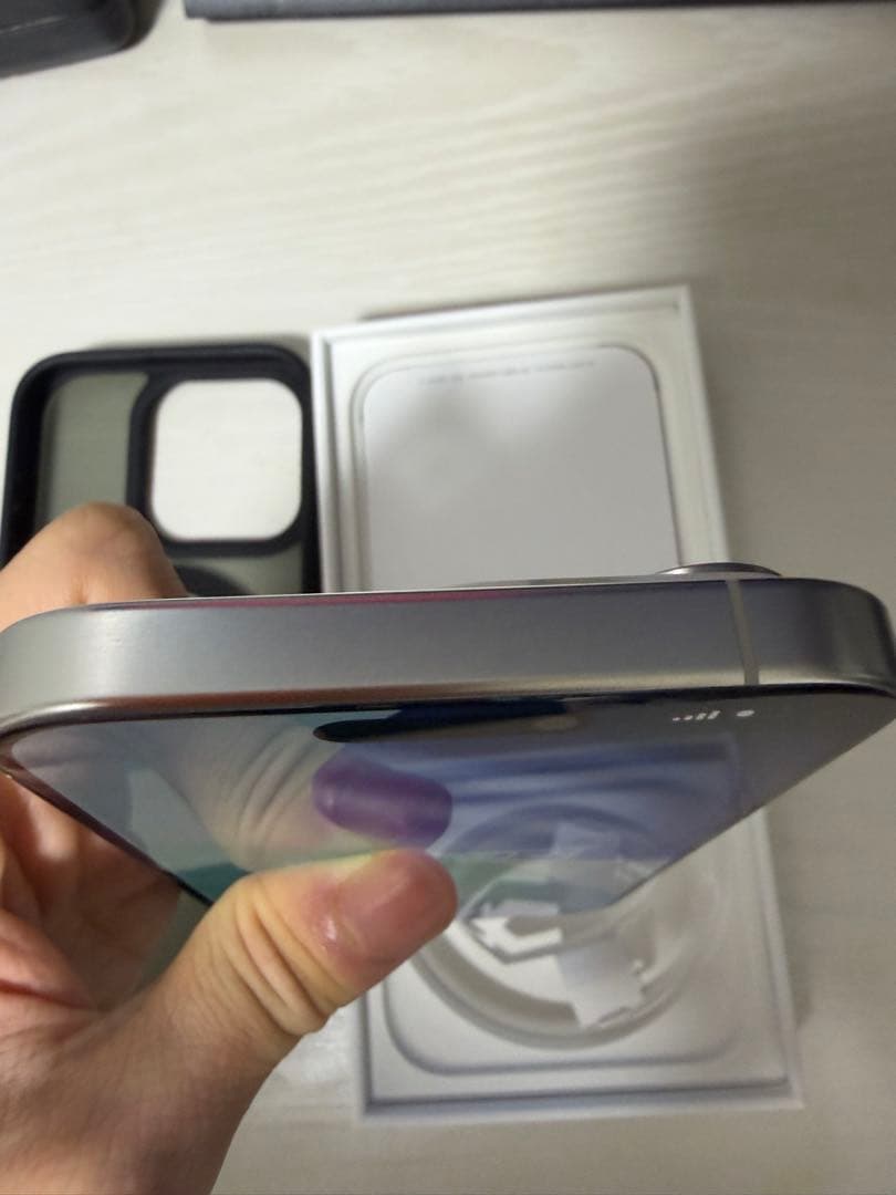 Apple iPhone 15 Pro ホワイト　128GB