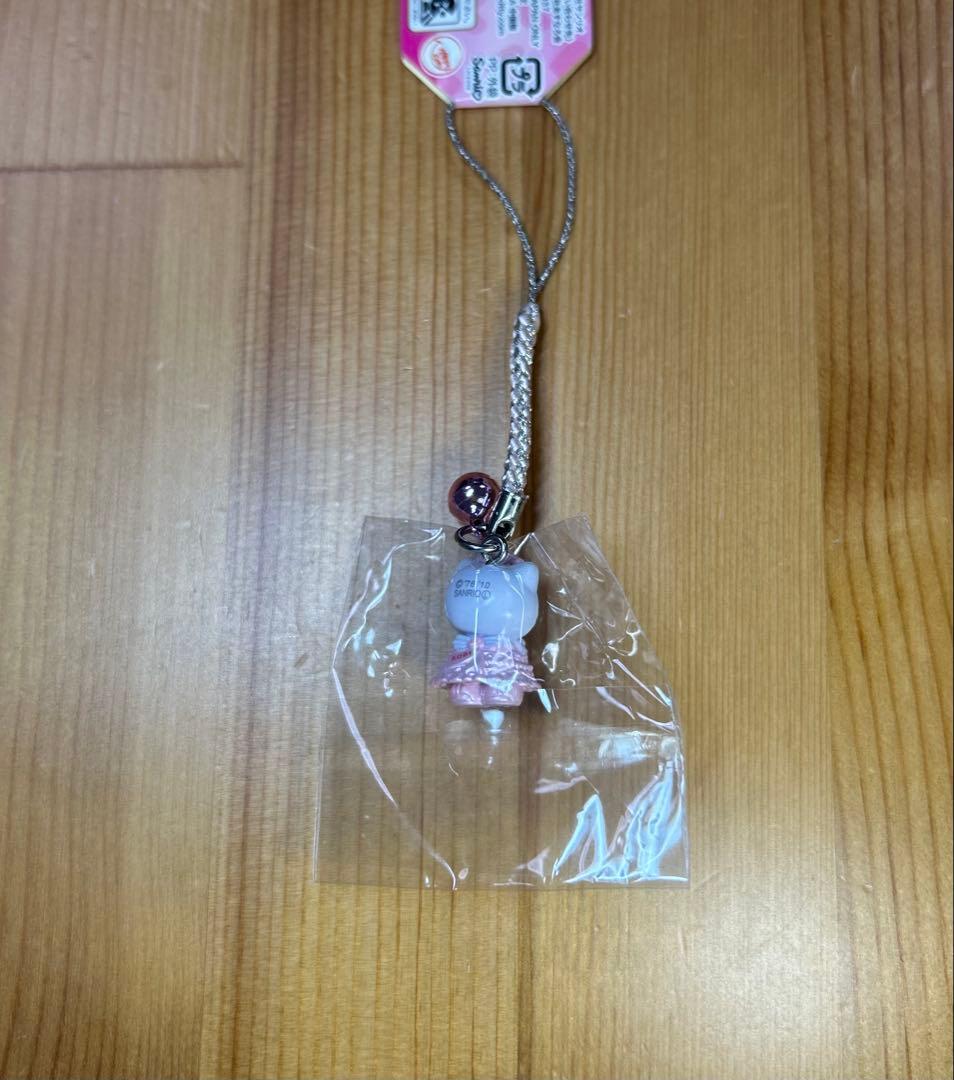 【レア】 ご当地キティ 根付け ストラップ 神戸 北野 ドレス