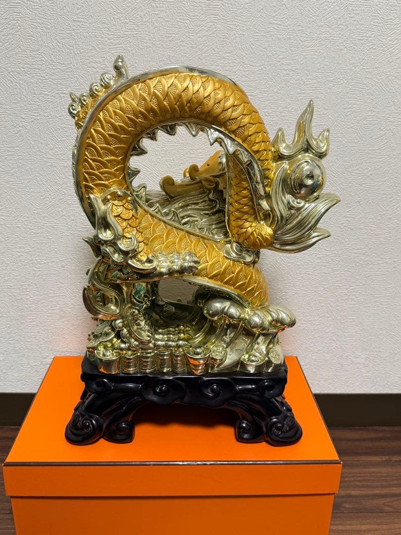 ドラゴン彫刻 金銀 置物