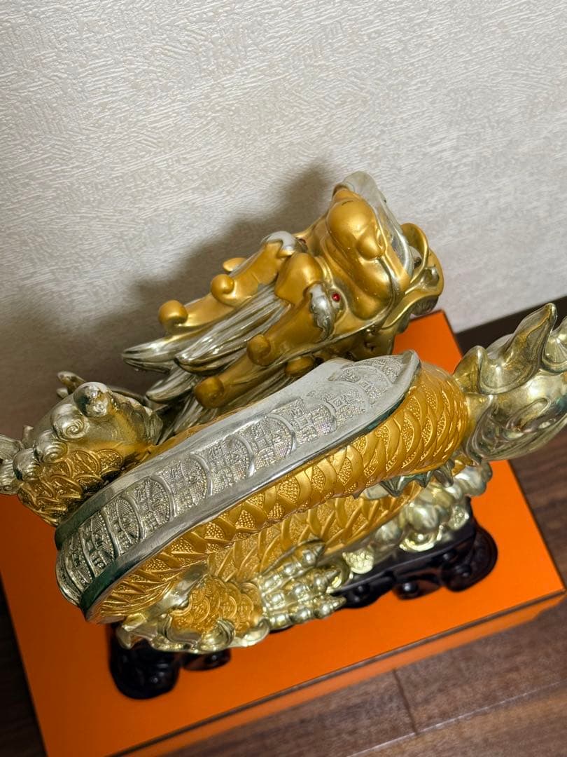 ドラゴン彫刻 金銀 置物