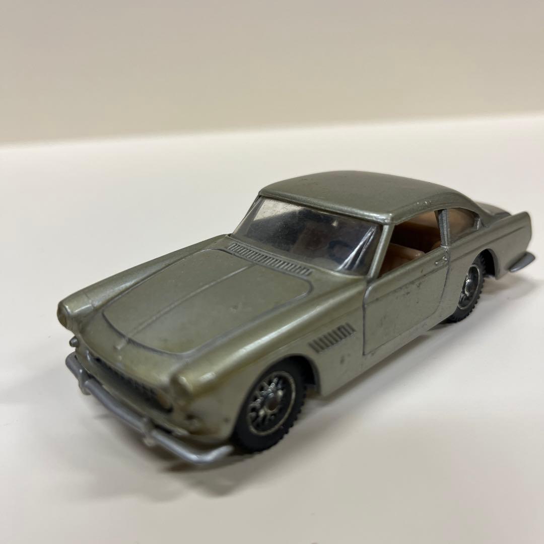 70年代　ソリド　solidoフランス製　ミニカー　フェラーリ250GT ２+2