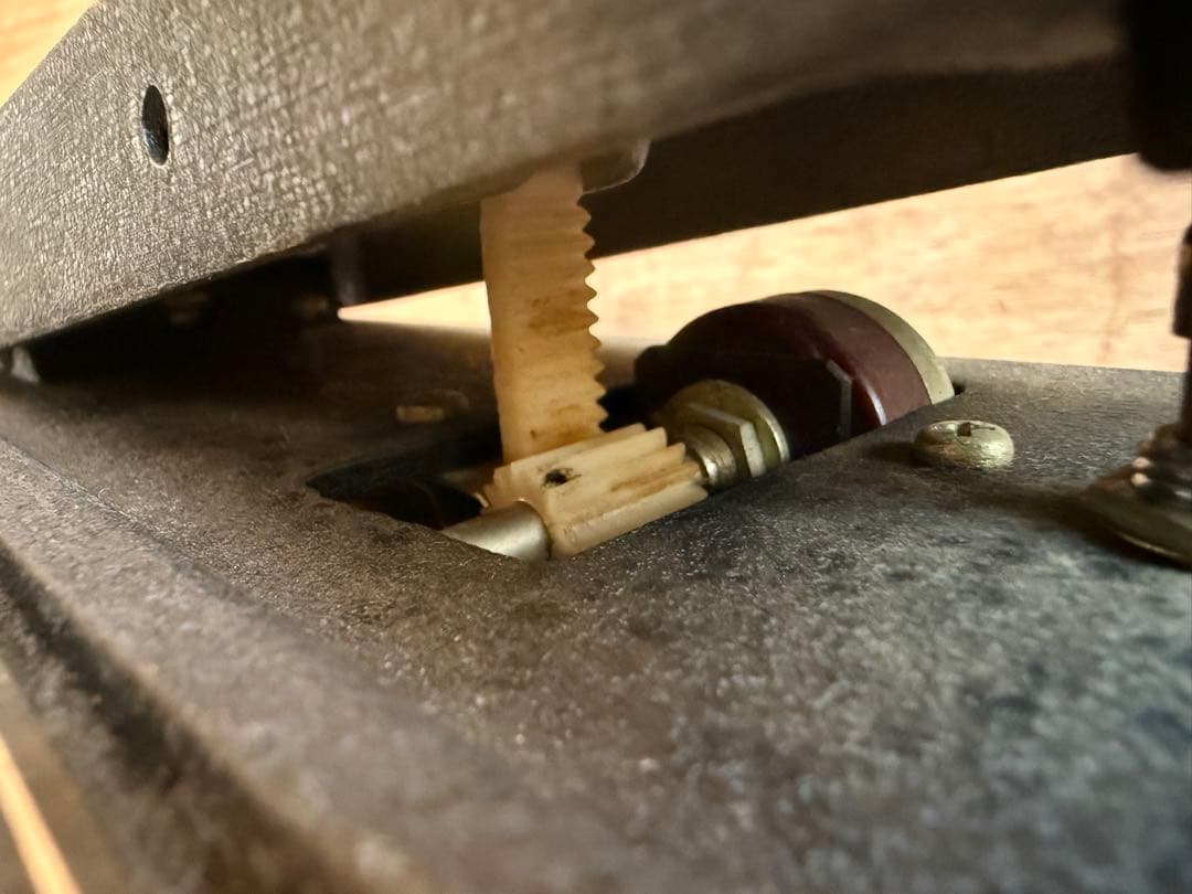 【O-2213】ローランド エフェクター ファズ AD-50