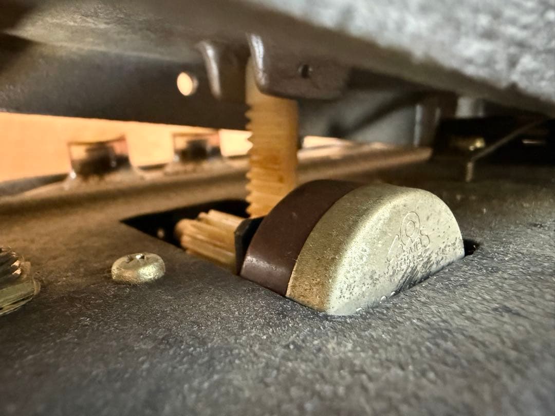 【O-2213】ローランド エフェクター ファズ AD-50