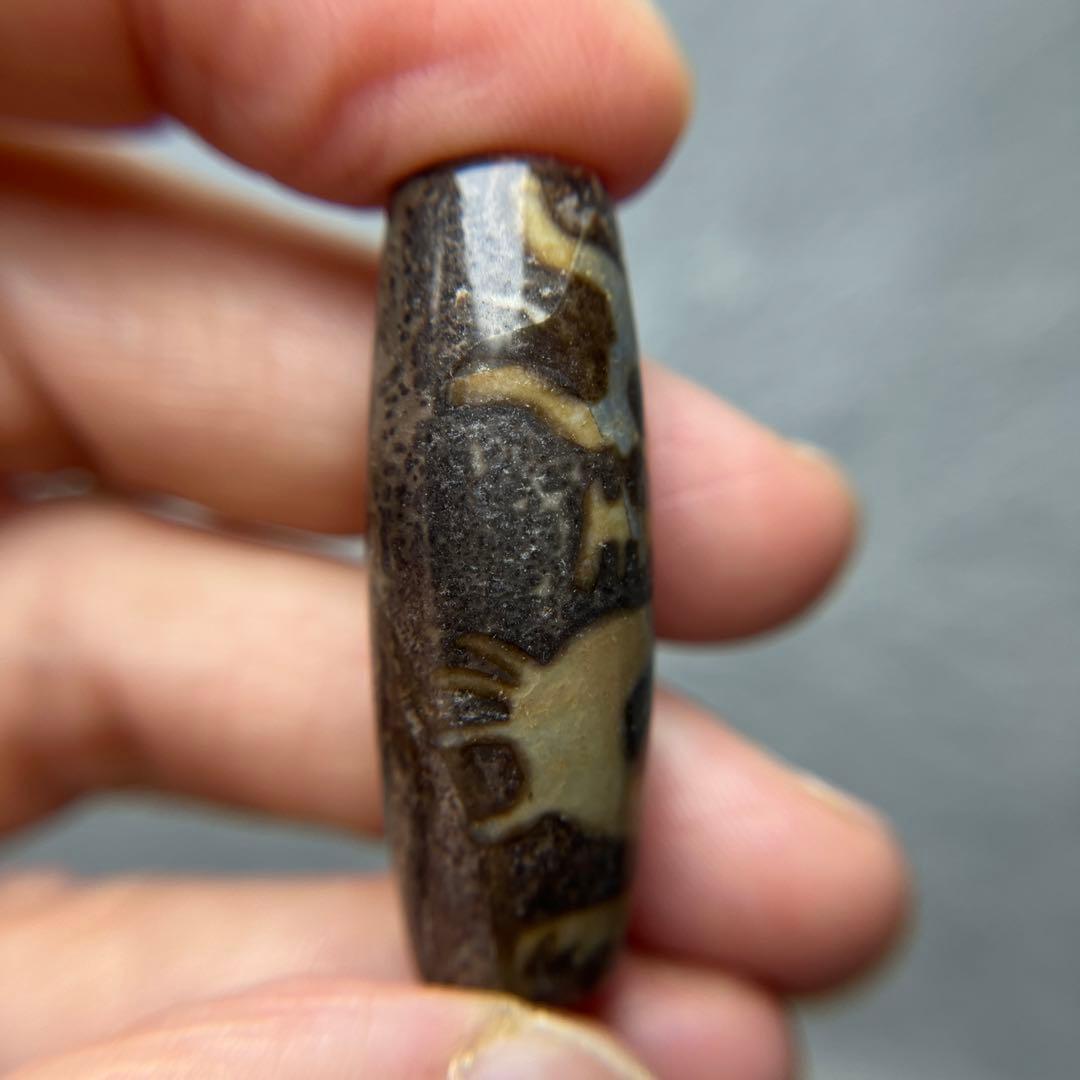 タマ子天然瑪瑙　龍神天珠　②