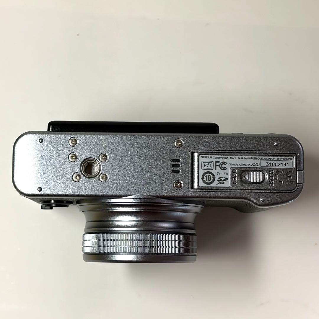 FUJIFILM X20 シルバー