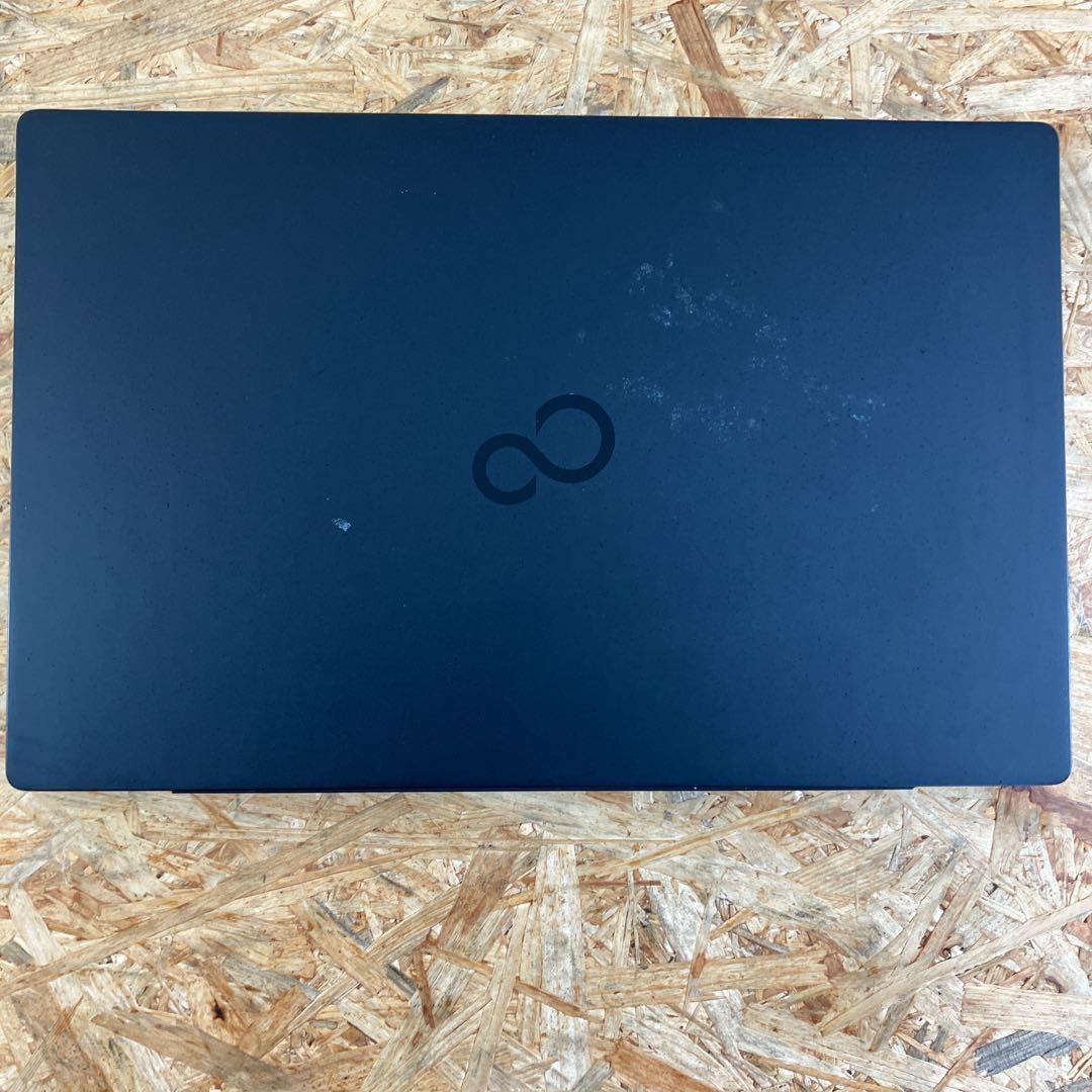 超軽量 LIFEBOOK U9311 薄型13.3型 FHD LTE対応