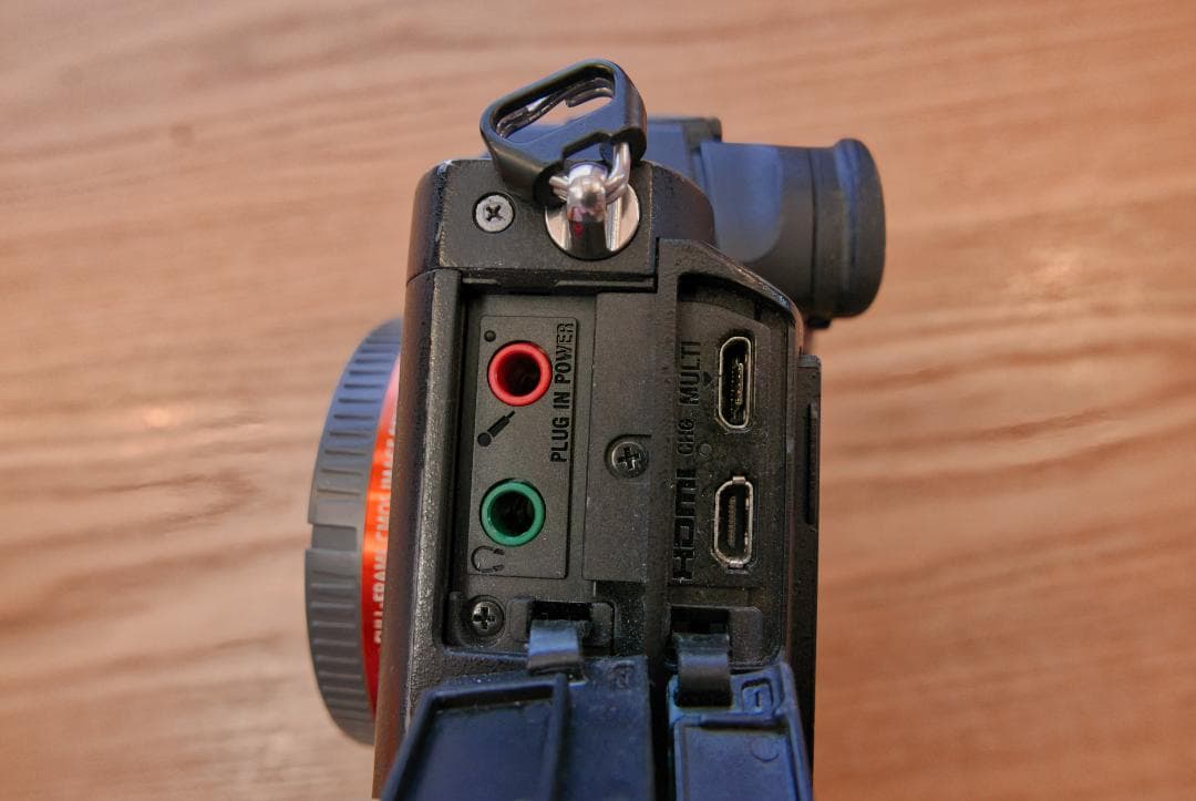 SONY α7 II ボディILCE-7M2 + 良好な純正バッテリー2個