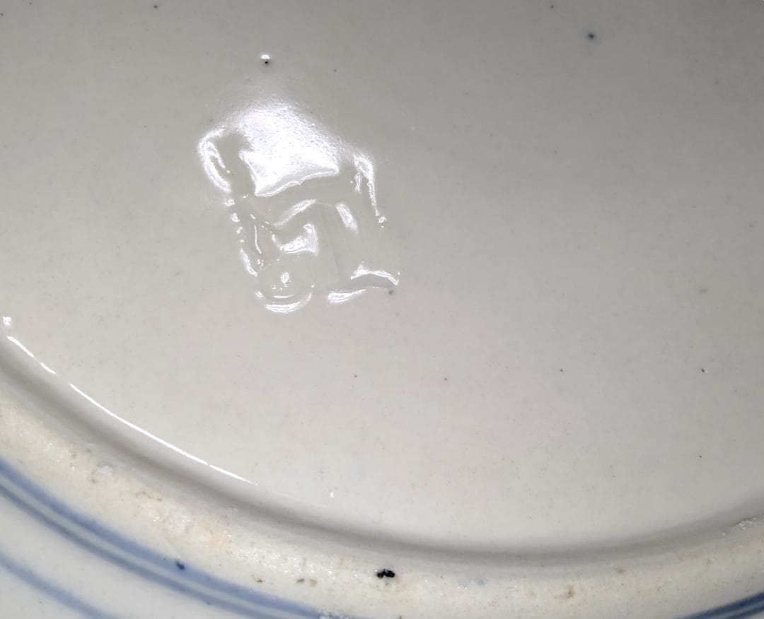 大皿 『椿・菊・梅 (中央丸・周囲六面)』 古伊万里 Aa-110