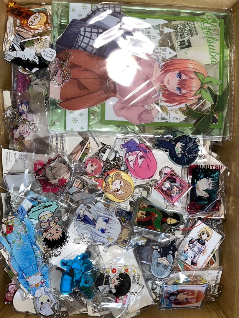 【紙類無し】 アニメグッズ キャラクター 950点以上 大量 まとめ売り