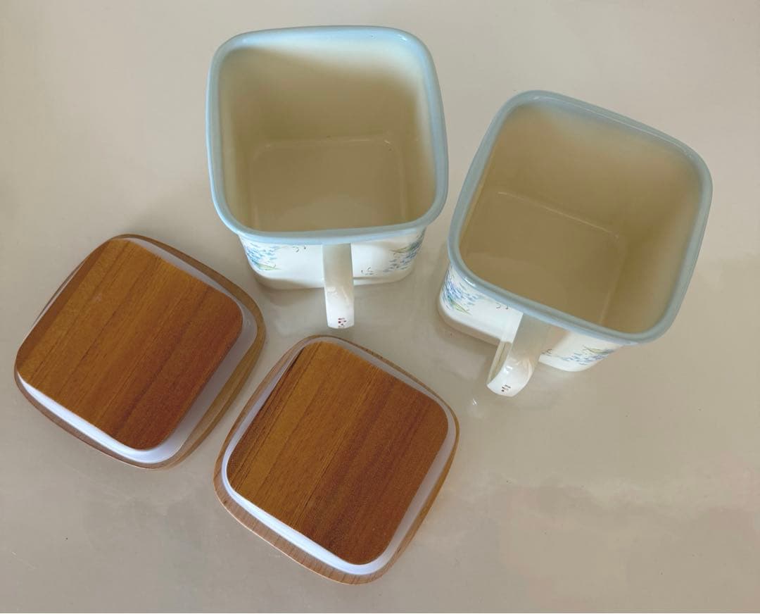 イマンクラリス非売品木ブタポットペアー琺瑯