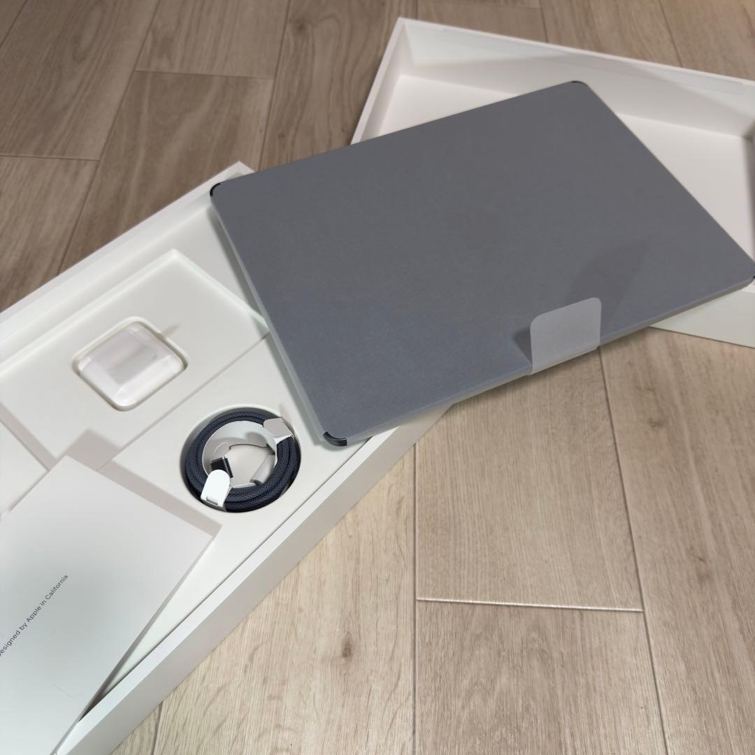 【極美品】MacBookAir M3 メモリ16GB 512GB ミッドナイト