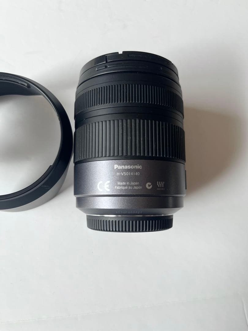 LUMIX GH2 シルバー 14-140mmレンズキット＋アダプターキット付き