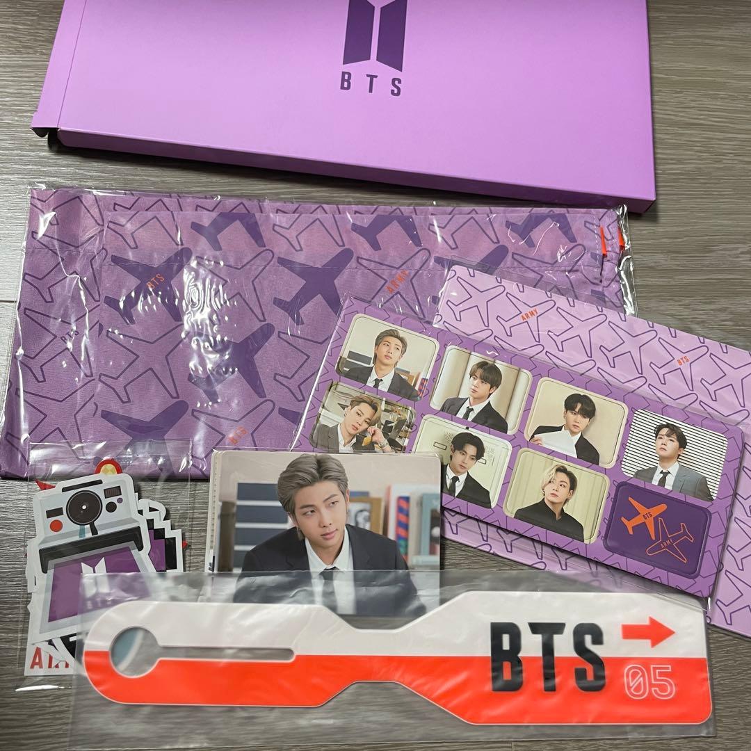 BTS Merch Box #5 トラベルケース スーツケース
