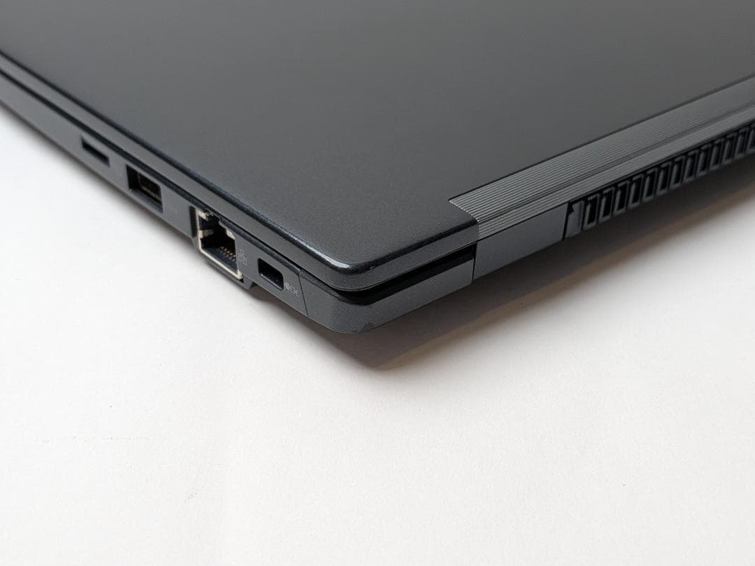 第11世代Core i5 Dynabook G83/HU 187