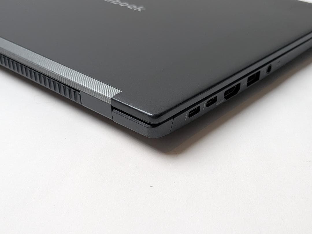 第11世代Core i5 Dynabook G83/HU 187