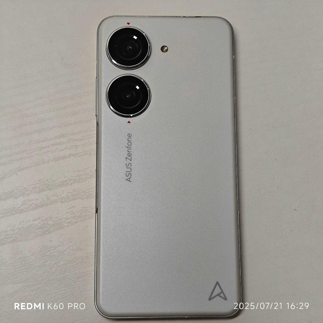 ASUS ZenFone 10 ホワイト 8GB / 256GB 付属品完品