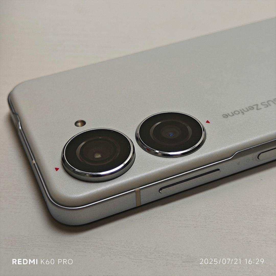 ASUS ZenFone 10 ホワイト 8GB / 256GB 付属品完品