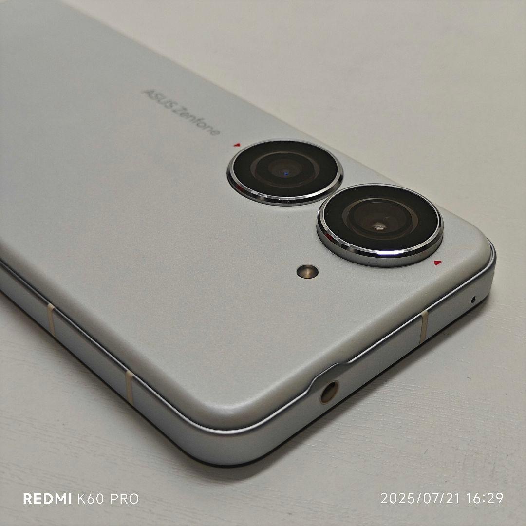 ASUS ZenFone 10 ホワイト 8GB / 256GB 付属品完品