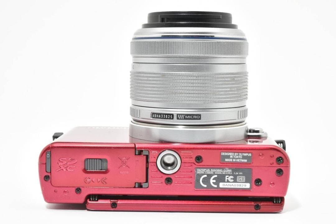 美品　OLYMPUS PEN Lite E-PL3 レッド ＃A475