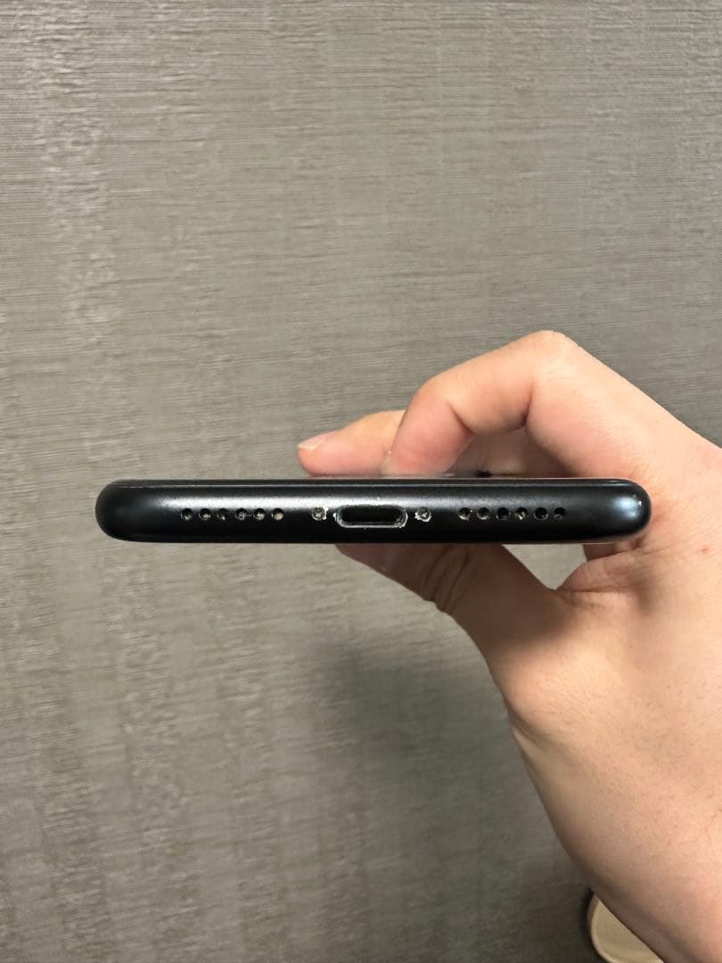 Apple iPhone XR ブラック 本体のみ SIMロックフリー