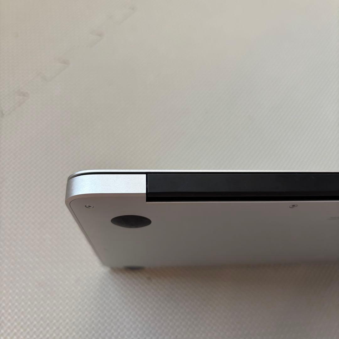 動作品｜MacBook Air (11-inch, Early 2015)