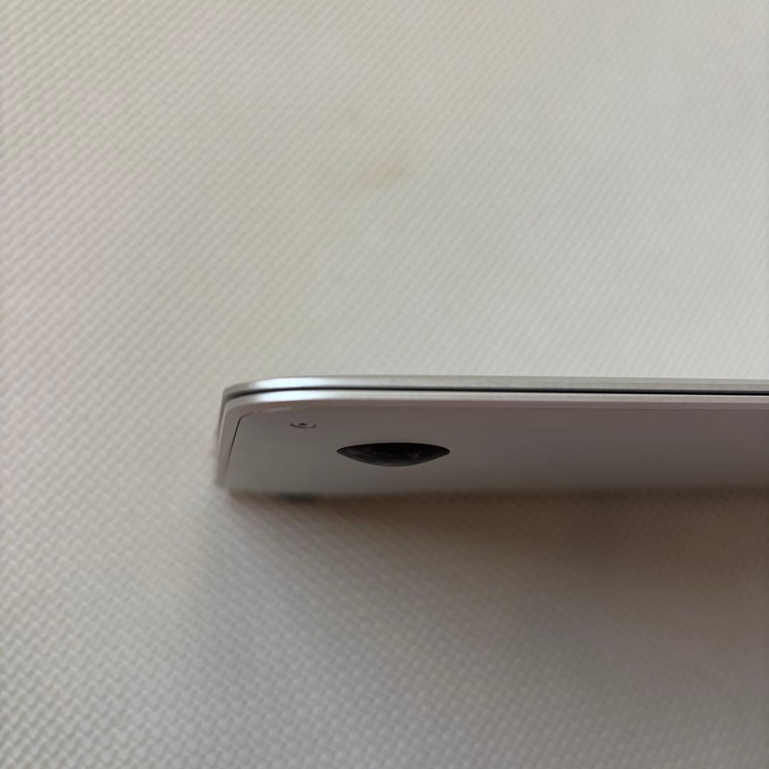 動作品｜MacBook Air (11-inch, Early 2015)