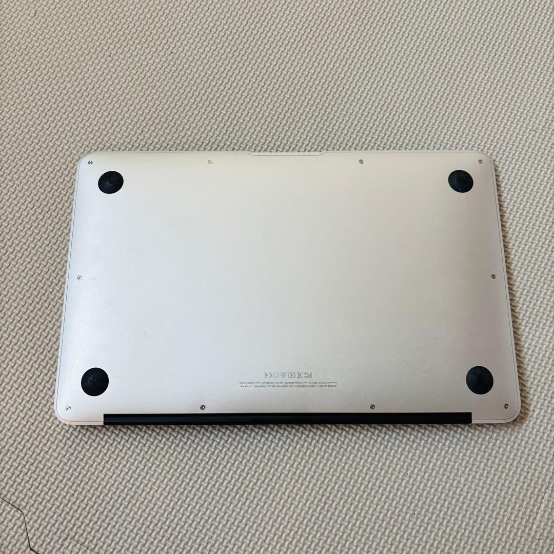 動作品｜MacBook Air (11-inch, Early 2015)