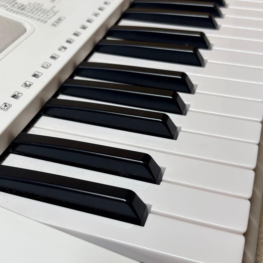 YAMAHA　電子キーボード　EZ-300 ピアノ