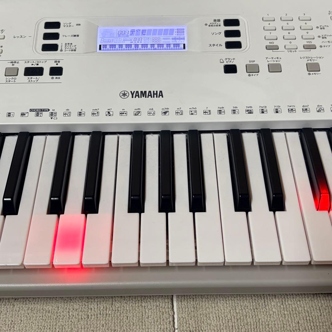 YAMAHA　電子キーボード　EZ-300 ピアノ