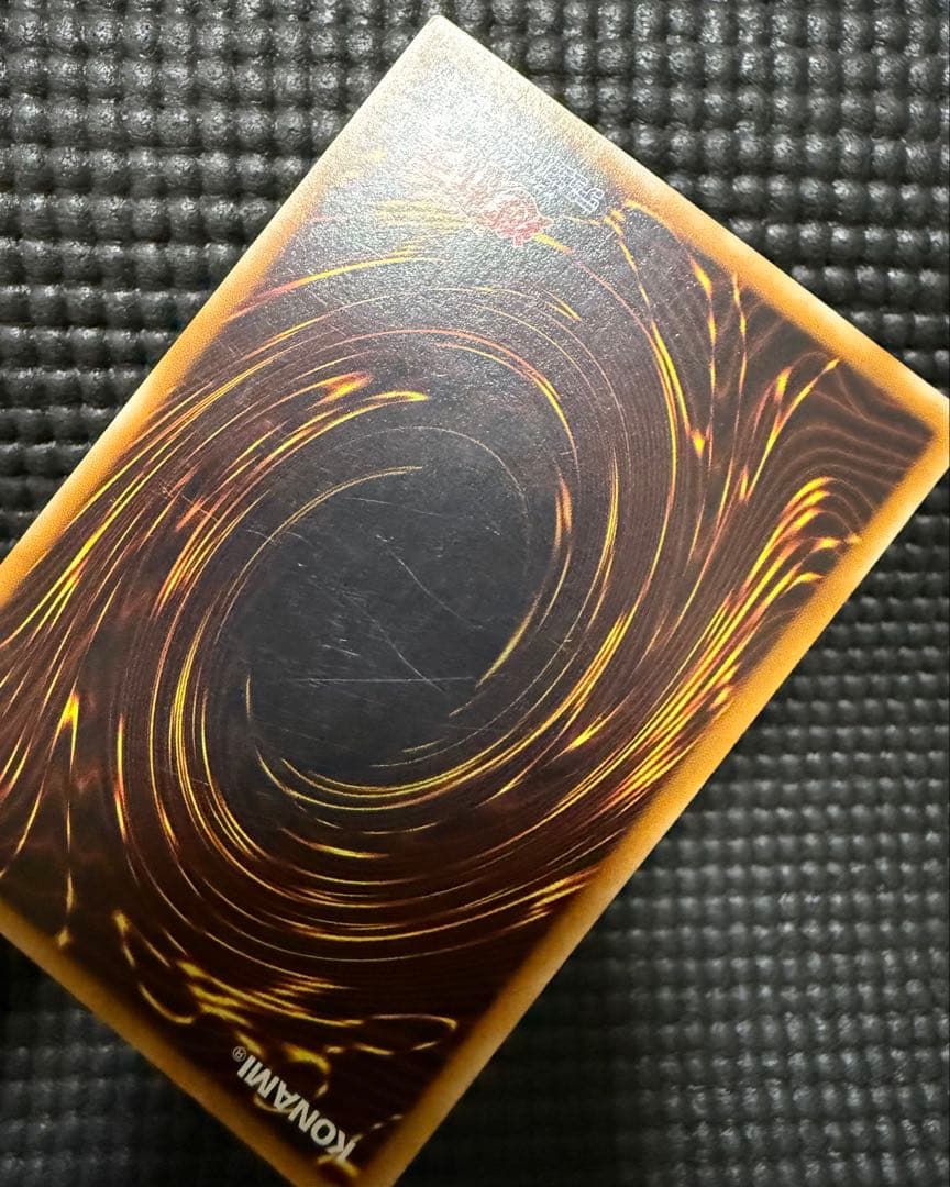 遊戯王 初期　カオスソルジャー 304-054 旧　レリーフ　傷有り　①