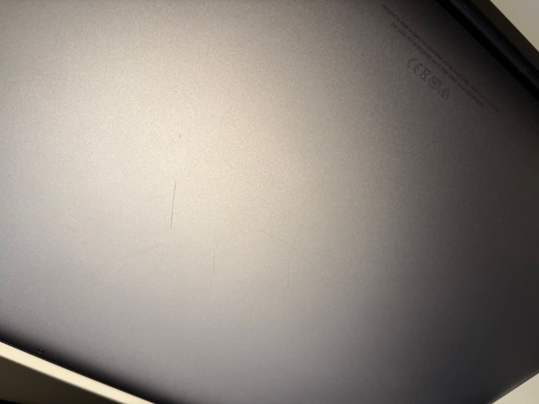 おまけ付き　MacBook Pro 2019 15インチ i9/32GB/1TB