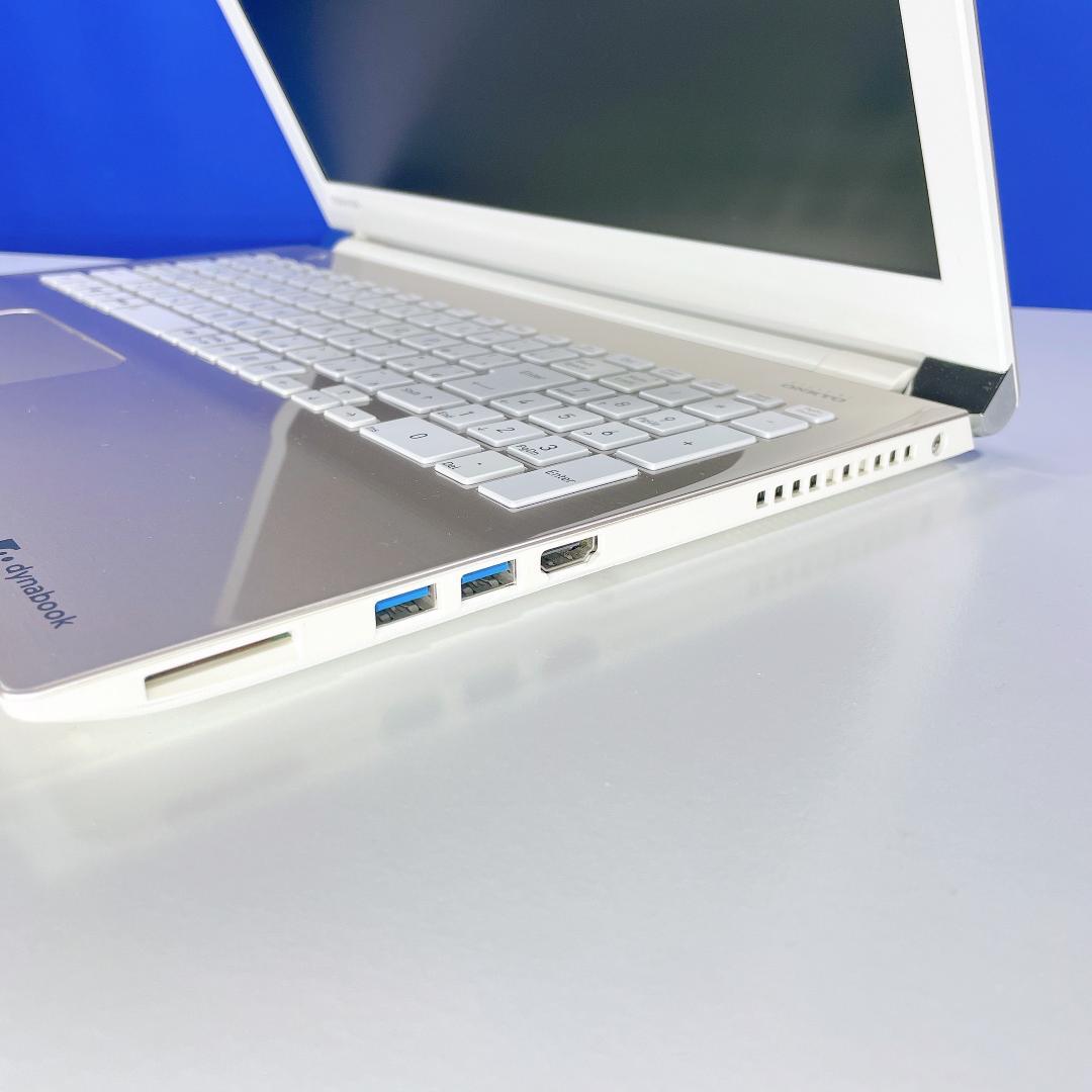 美品❤️Windows11 快適SSD✨ゴールド✨ノートパソコンカメラ付 薄型
