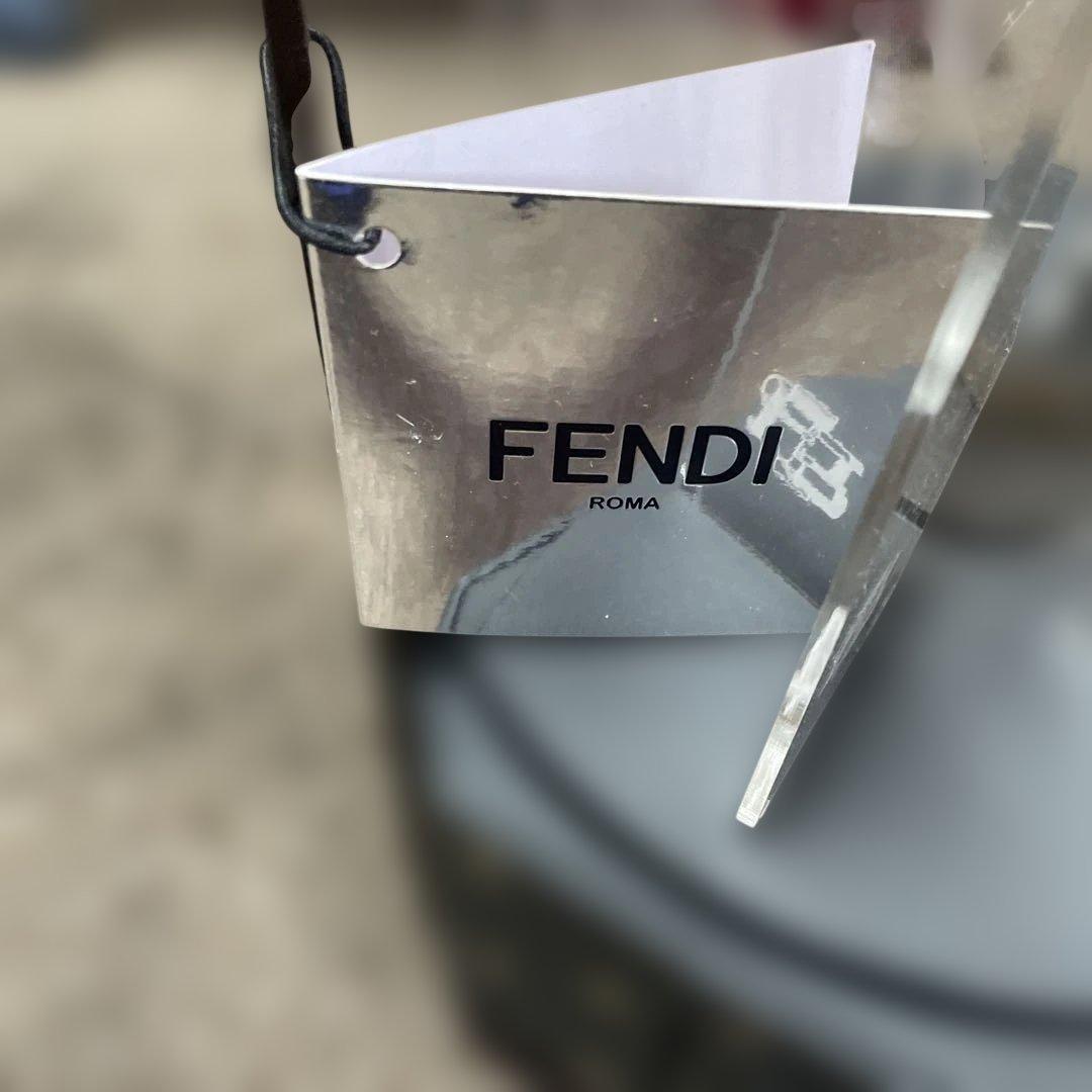 FENDI ギフトボックス　レア　フェンディ