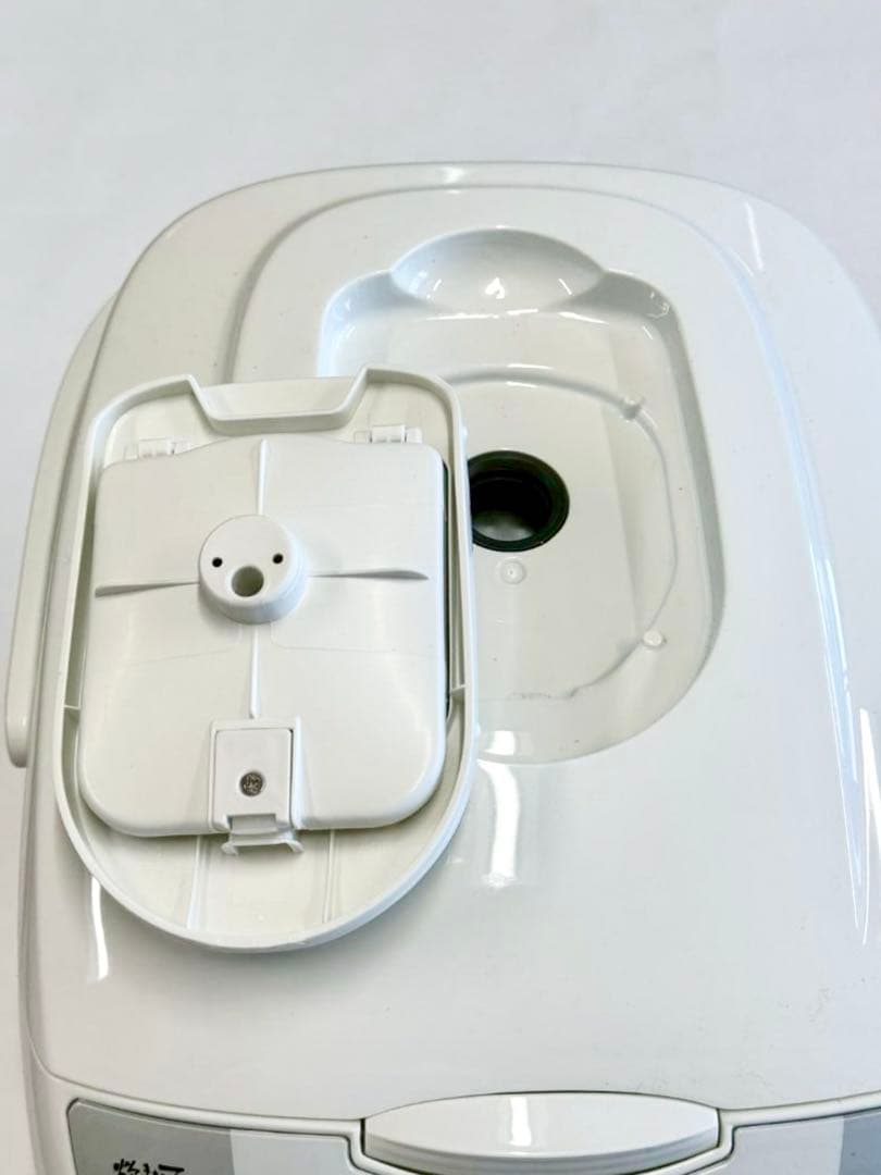 ※再々値下げ【美品・未使用に近い】タイガー 炊飯器 1升 白 JBH-G181W