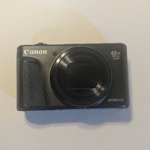 【お値下げしました】Canon PowerShotSX740HS ブラック