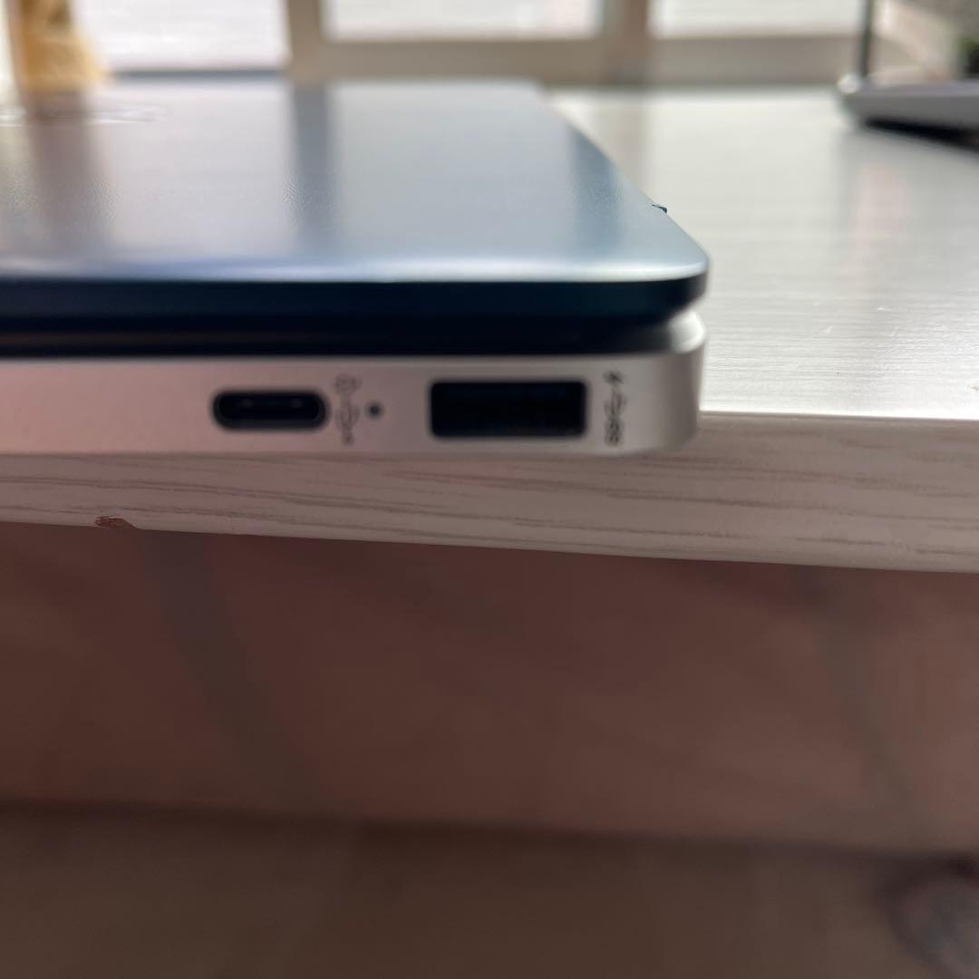 HP Chromebook 本体 ブルー