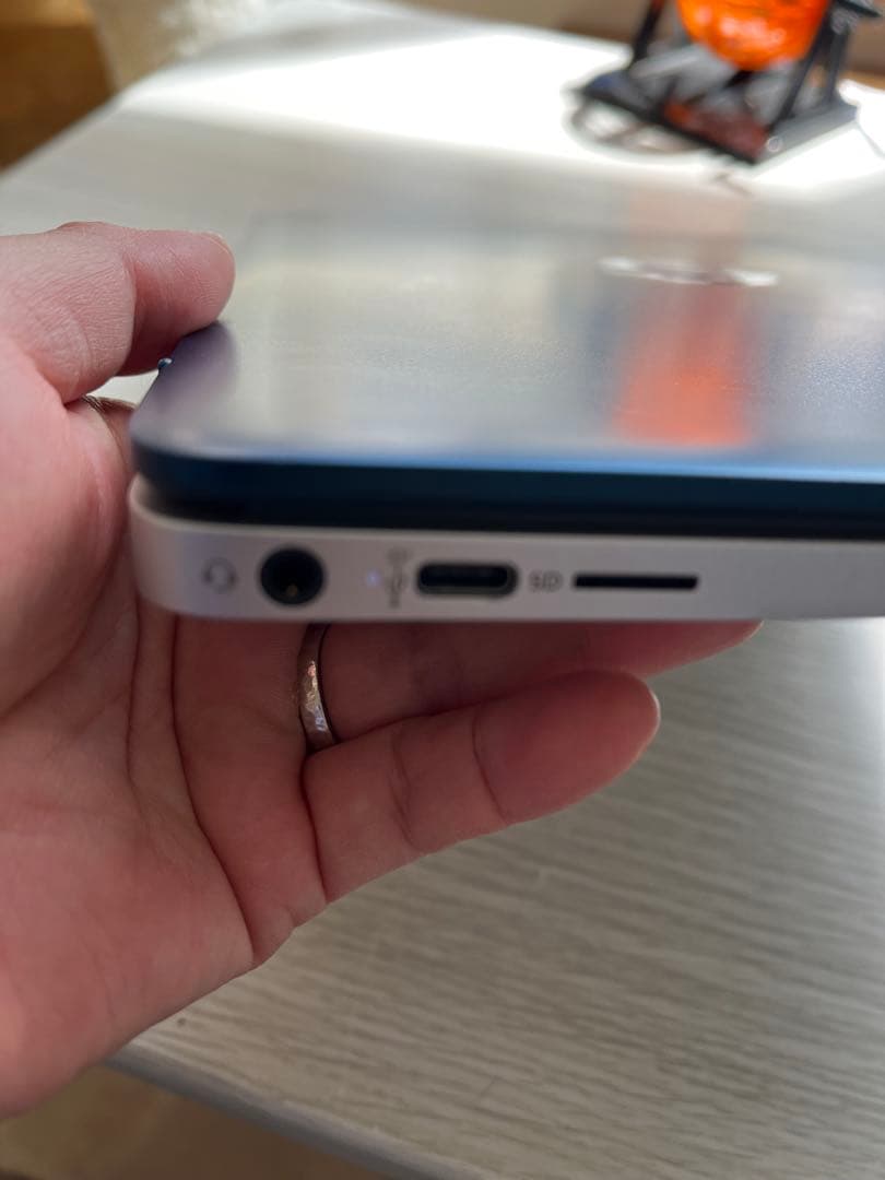 HP Chromebook 本体 ブルー