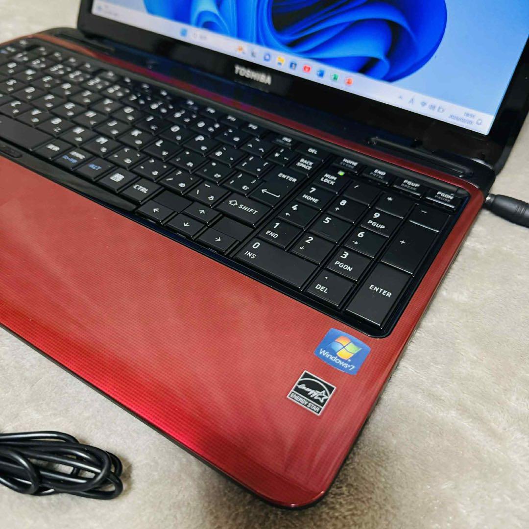 S264 TOSHIBAノートパソコンi7 SSD高速Windows11オフィス