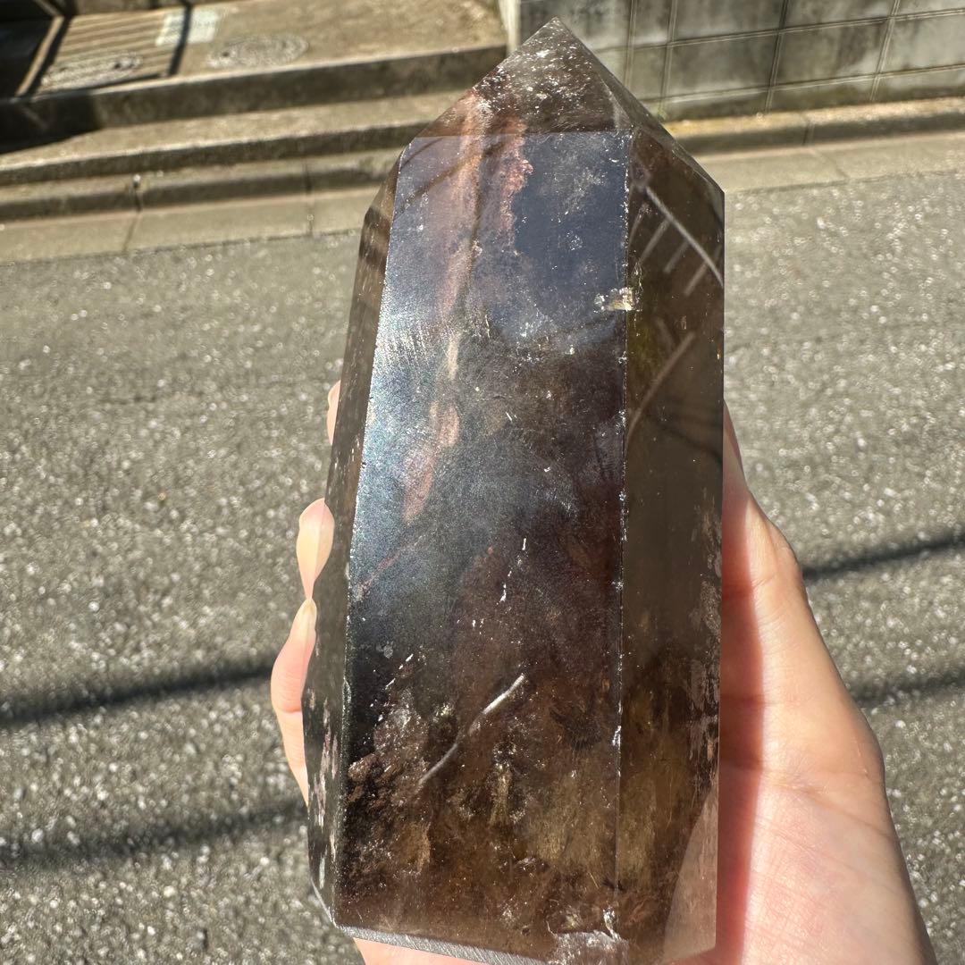 虹入りスモーキーモリオン ポイント 837g