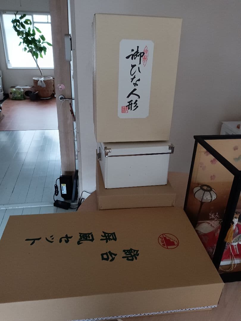 ケース付き！雛人形セット 桜の背景付き